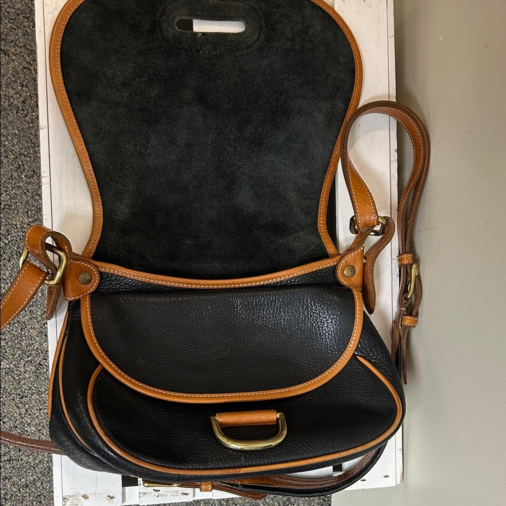 Vintage Dooney & Bourke All-Weather Leather Large Horseshoe Bag Crossbody - Picture 4 of 9